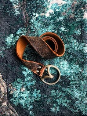 Vintage Brown Naturally Distressed Leather Belt with Brass Round Buckle